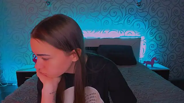 Snapshot of AlexaBarkley chatting on December 17, 2024, 3:06 am AlexaBarkley online show from December 17, 2024, 3:06 am