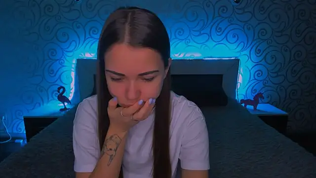 Snapshot of AlexaBarkley chatting on December 22, 2024, 3:22 am AlexaBarkley online show from December 22, 2024, 3:22 am