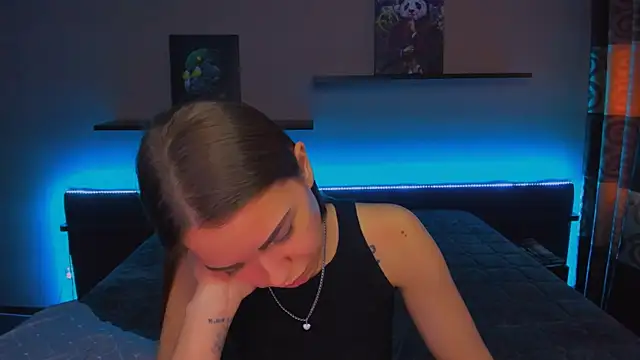 Snapshot of AlexaBarkley chatting on February 12, 2025, 6:19 am AlexaBarkley online show from February 12, 2025, 6:19 am