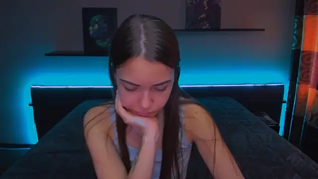 Snapshot of AlexaBarkley chatting on March 3, 2025, 6:48 am AlexaBarkley online show from March 3, 2025, 6:48 am