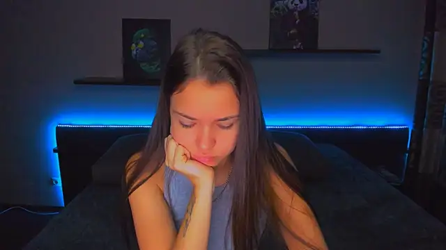 Snapshot of AlexaBarkley chatting on October 21, 2025, 12:11 am AlexaBarkley online show from October 21, 2025, 12:11 am