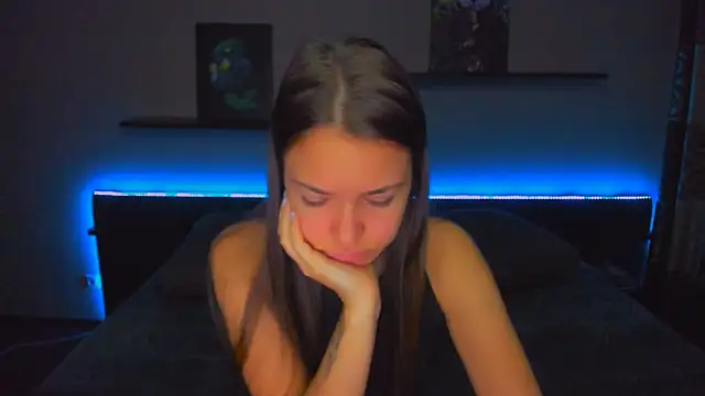 Snapshot of AlexaBarkley chatting on October 22, 2025, 12:22 am AlexaBarkley online show from October 22, 2025, 12:22 am