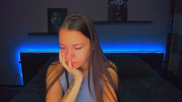 Snapshot of AlexaBarkley chatting on November 11, 2025, 12:21 am AlexaBarkley online show from November 11, 2025, 12:21 am