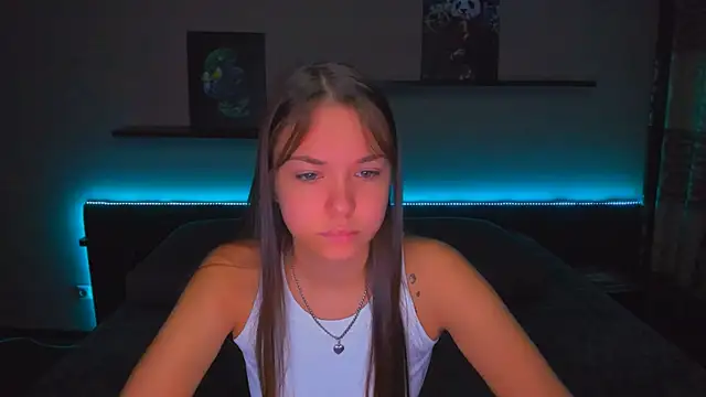 Snapshot of AlexaBarkley chatting on December 15, 2025, 12:26 am AlexaBarkley online show from December 15, 2025, 12:26 am