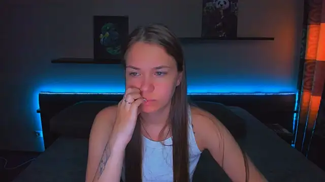 AlexaBarkley online show from May 5, 2026, 12:29 am