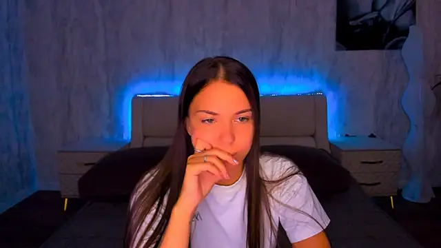 AlexaBarkley online show from July 14, 2026, 2:05 am