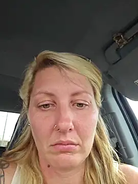 SheIsSomething online show from March 17, 2025, 10:28 pm