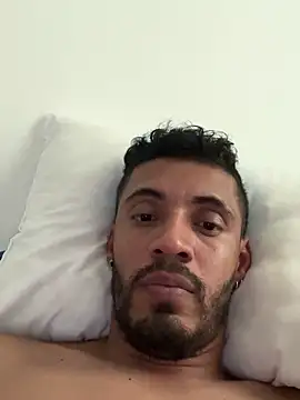 Snapshot of steven_smith05 chatting on February 2, 2025, 6:10 pm steven smith05 online show from February 2, 2025, 6:10 pm