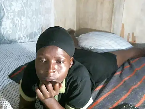 cute-shamza online show from December 16, 2025, 5:07 pm