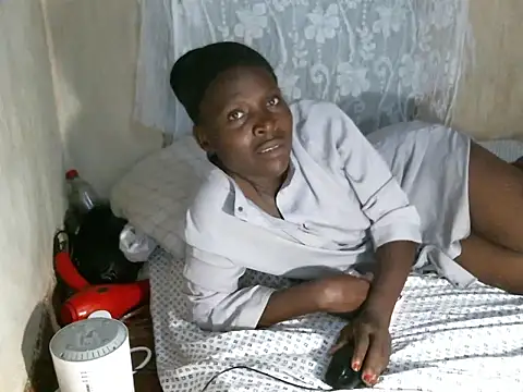 cute-shamza online show from December 18, 2025, 5:46 am