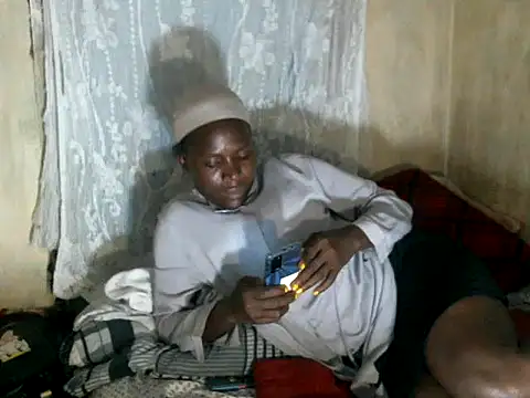 cute-shamza online show from February 28, 2026, 5:47 pm