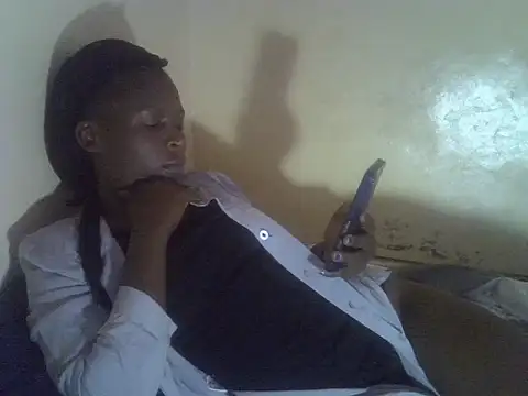 cute-shamza online show from June 25, 2026, 5:12 am