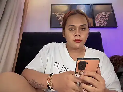  MissKhimberlyXxx  online show from February 3, 2026, 2:53 am