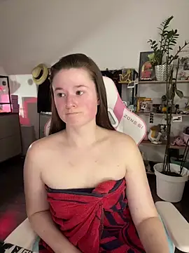 sweetest pie online show from May 3, 2026, 7:31 pm