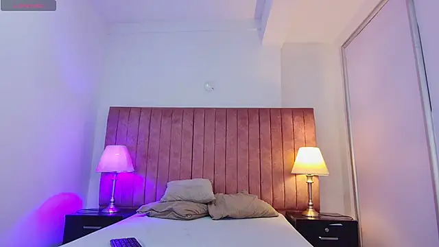 Snapshot of Gretten_wright chatting on September 15, 2025, 7:47 pm Gretten wright online show from September 15, 2025, 7:47 pm