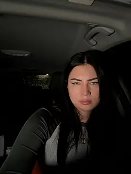 Snapshot of clairewntr chatting on December 7, 2024, 7:21 pm clairewntr online show from December 7, 2024, 7:21 pm