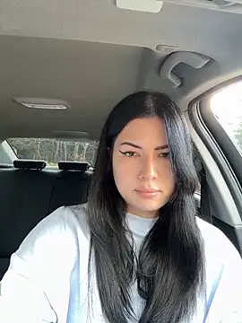 Snapshot of clairewntr chatting on December 17, 2024, 1:27 pm clairewntr online show from December 17, 2024, 1:27 pm