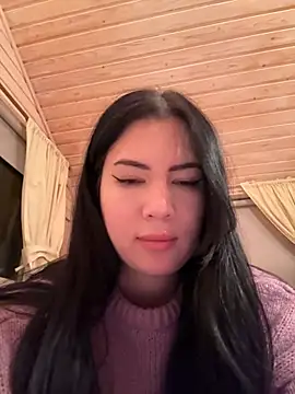 Snapshot of clairewntr chatting on January 1, 2025, 3:46 pm clairewntr online show from January 1, 2025, 3:46 pm