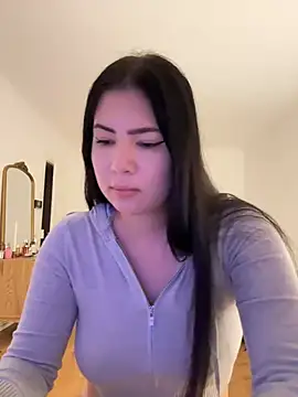 Snapshot of clairewntr chatting on January 19, 2025, 7:26 pm clairewntr online show from January 19, 2025, 7:26 pm