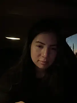 Snapshot of clairewntr chatting on March 2, 2025, 5:47 pm clairewntr online show from March 2, 2025, 5:47 pm