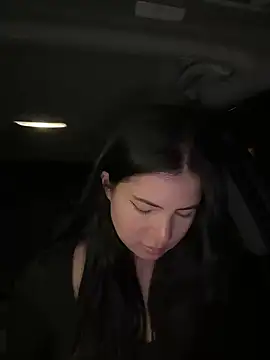 Snapshot of clairewntr chatting on March 4, 2025, 9:43 pm clairewntr online show from March 4, 2025, 9:43 pm