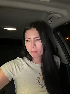 Snapshot of clairewntr chatting on March 5, 2025, 9:48 pm clairewntr online show from March 5, 2025, 9:48 pm