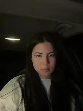 Snapshot of clairewntr chatting on March 6, 2025, 10:58 pm clairewntr online show from March 6, 2025, 10:58 pm