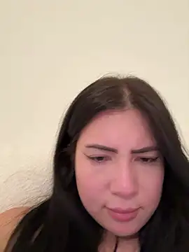 Snapshot of clairewntr chatting on March 8, 2025, 9:08 pm clairewntr online show from March 8, 2025, 9:08 pm