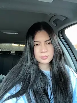 Snapshot of clairewntr chatting on March 13, 2025, 4:56 pm clairewntr online show from March 13, 2025, 4:56 pm