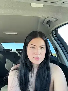 Snapshot of clairewntr chatting on March 17, 2025, 1:08 pm clairewntr online show from March 17, 2025, 1:08 pm