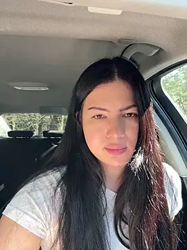 Snapshot of clairewntr chatting on March 21, 2025, 11:55 am clairewntr online show from March 21, 2025, 11:55 am