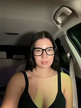 clairewntr online show from January 11, 2026, 8:36 pm