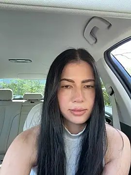 clairewntr online show from April 24, 2026, 12:07 pm