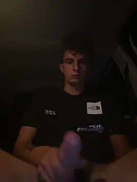 alessandro893000 online show from October 16, 2025, 1:39 am