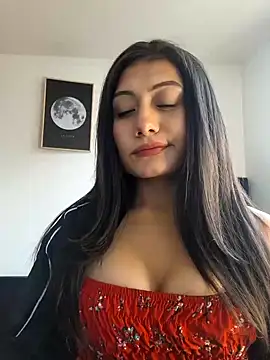  Danna online show from January 10, 2025, 7:43 pm