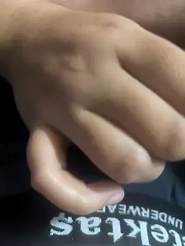 LovlyAnnie online show from February 14, 2026, 8:00 am