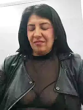 Snapshot of aisha_latina chatting on January 30, 2025, 6:10 pm aisha latina online show from January 30, 2025, 6:10 pm