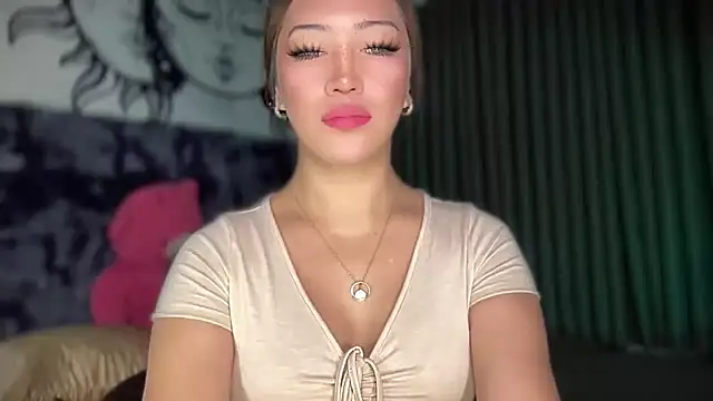 Snapshot of Jasmine_Elcock chatting on February 18, 2025, 5:09 am Jasmine Elcock online show from February 18, 2025, 5:09 am