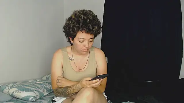kathy luisa online show from July 25, 2026, 12:58 pm