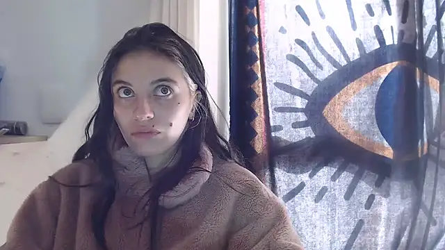 Snapshot of mariecam420 chatting on January 19, 2025, 2:28 pm mariecam420 online show from January 19, 2025, 2:28 pm