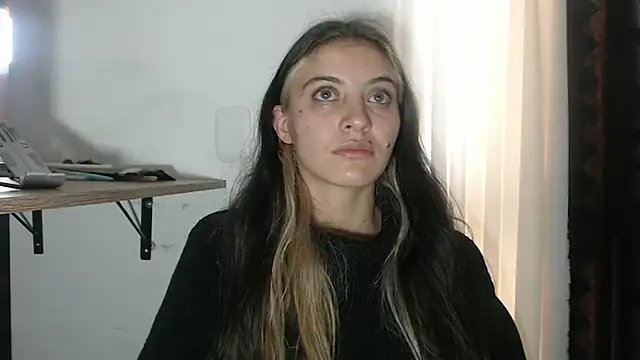 Snapshot of mariecam420 chatting on February 15, 2025, 9:48 pm mariecam420 online show from February 15, 2025, 9:48 pm