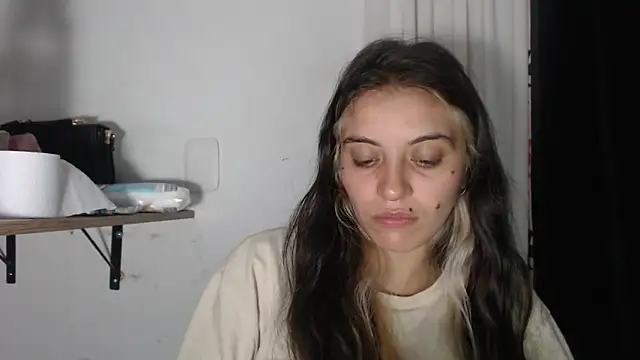 Snapshot of mariecam420 chatting on February 17, 2025, 11:20 pm mariecam420 online show from February 17, 2025, 11:20 pm