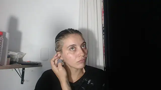 Snapshot of mariecam420 chatting on February 24, 2025, 12:41 am mariecam420 online show from February 24, 2025, 12:41 am