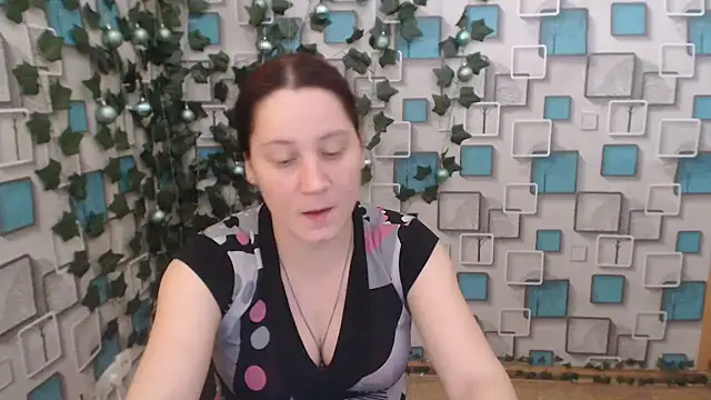 JosieJun  online show from January 10, 2025, 11:39 pm