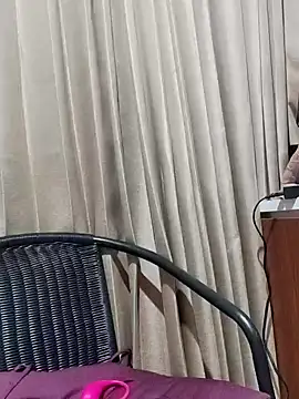 Little suzy5 online show from January 7, 2025, 3:54 pm