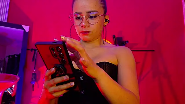 MistressSlut1 online show from November 12, 2025, 11:10 am