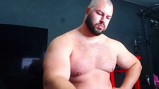 muscularjohnforuX online show from June 17, 2026, 8:28 am
