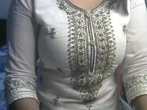 Snapshot of SiaraSiyA chatting on January 11, 2025, 4:14 pm SiaraSiyA online show from January 11, 2025, 4:14 pm