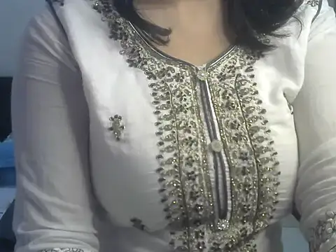 Snapshot of SiaraSiyA chatting on January 15, 2025, 9:24 am SiaraSiyA online show from January 15, 2025, 9:24 am