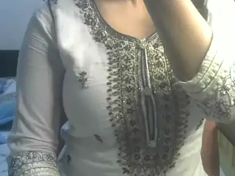 Snapshot of SiaraSiyA chatting on February 26, 2025, 6:54 pm SiaraSiyA online show from February 26, 2025, 6:54 pm